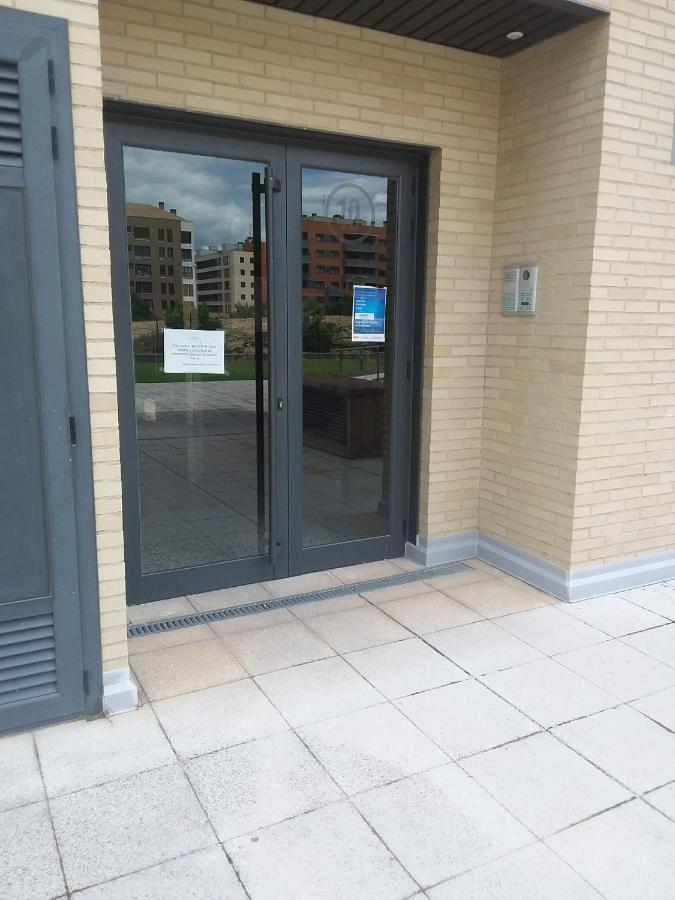 Apartamento Italia Terraza Y Vistas Montana Ideal Para Mascotas Logroño Exterior foto